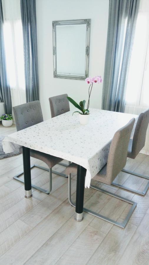 Apartment Davorka Makarska Buitenkant foto