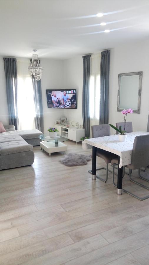 Apartment Davorka Makarska Buitenkant foto